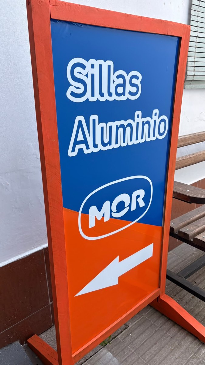 Cartel Sillas Aluminio MOR